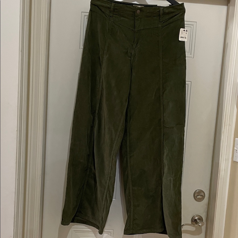 We The Free Libra Green Wide-Leg Cord Jeans NWT 32 - Picture 2 of 11